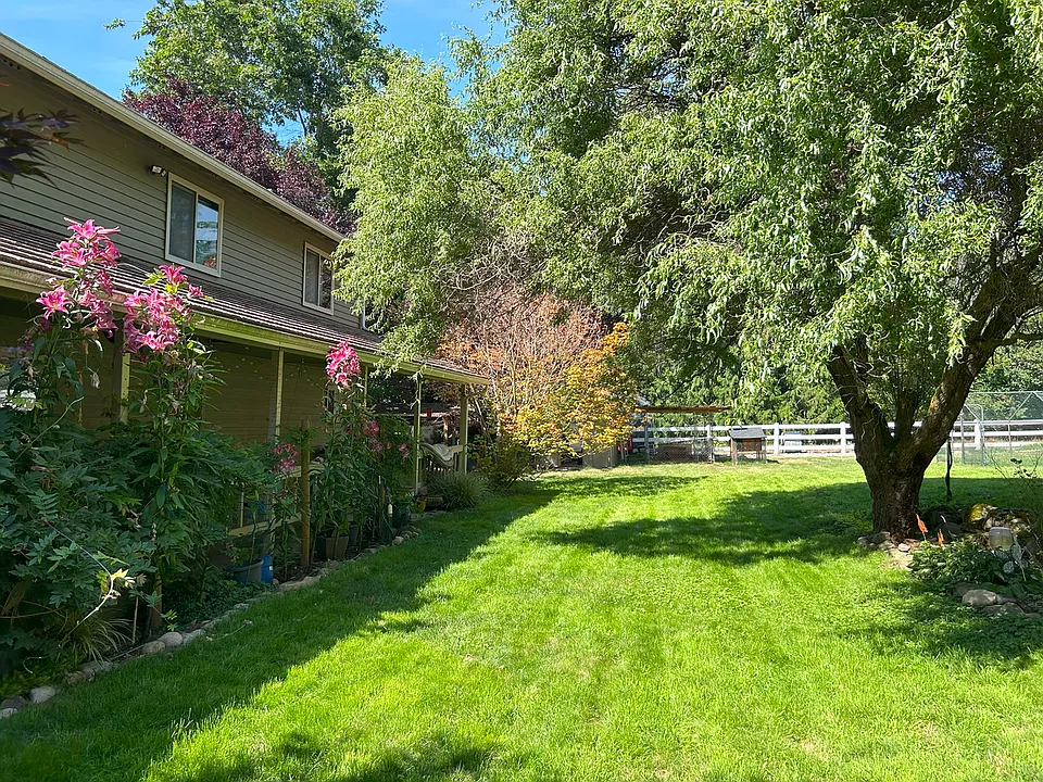 22425 149th Ave SE