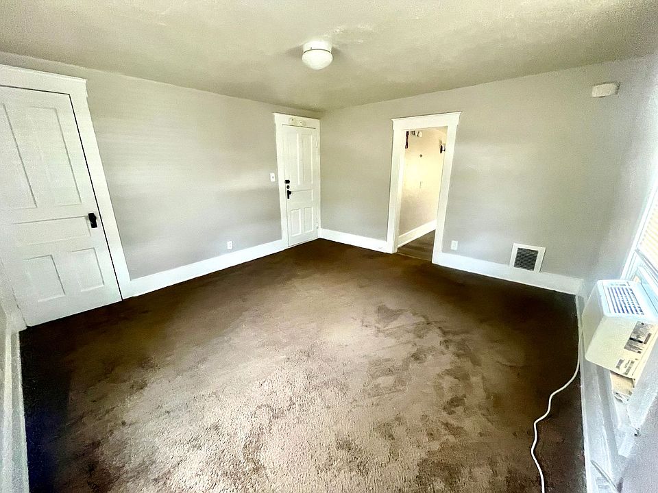 1st image of 427 Smith Ave NW APT 3