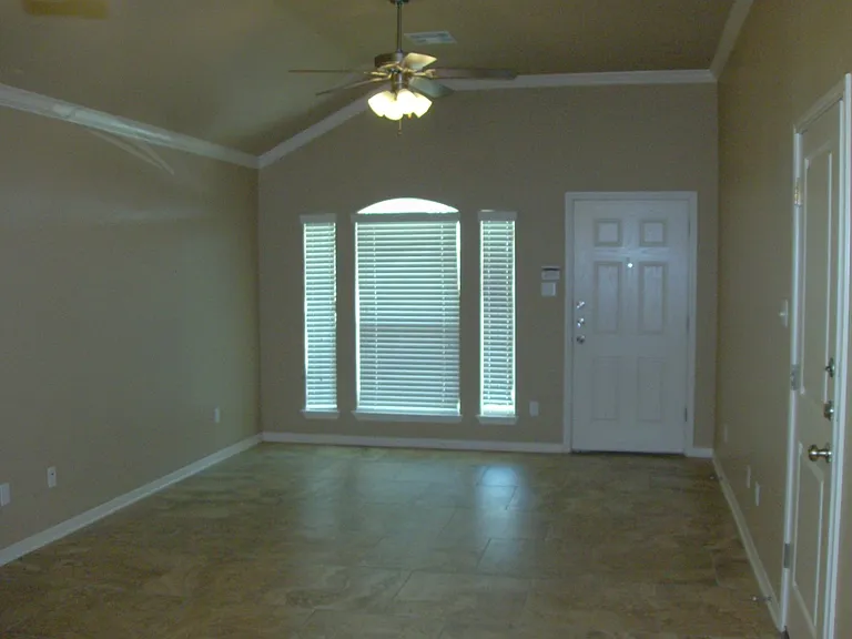 3102B Lineage Loop — Photo 27