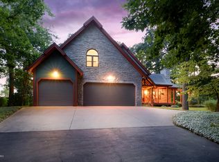 10336 Paw Paw Lake Dr, Mattawan, MI 49071