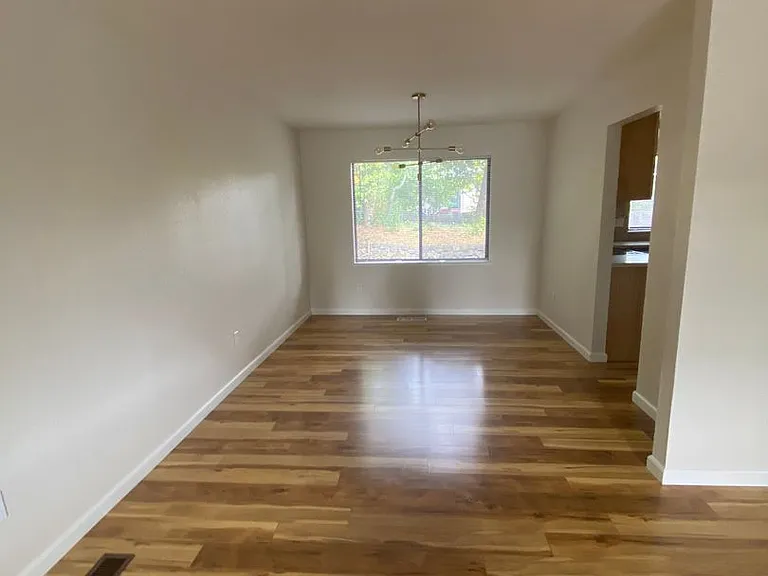 114 Melody Ct — Photo 34