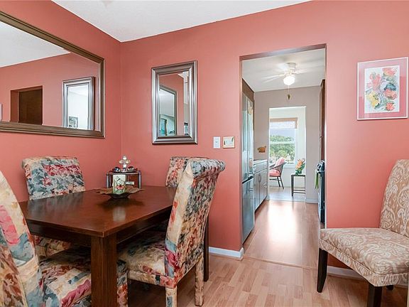 4th image of 5935 30TH AVENUE S #206