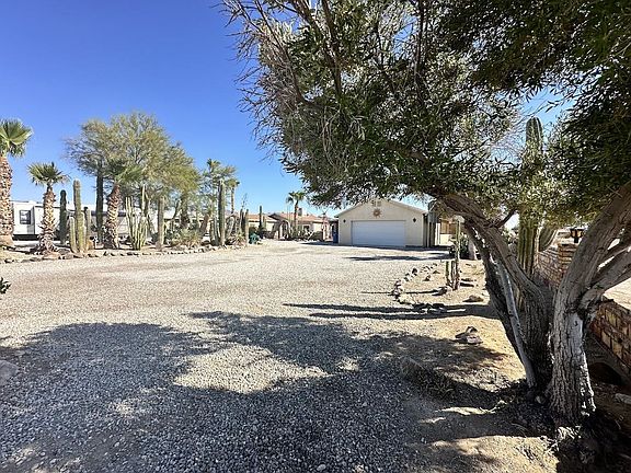 3rd image of 14121 E Fortuna Palms Pl