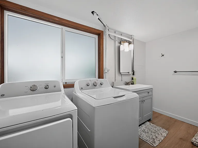 9325 Northlake Dr SW — Photo 29