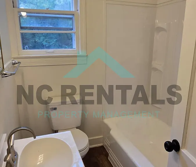 141 Marthas Ln — Photo 15