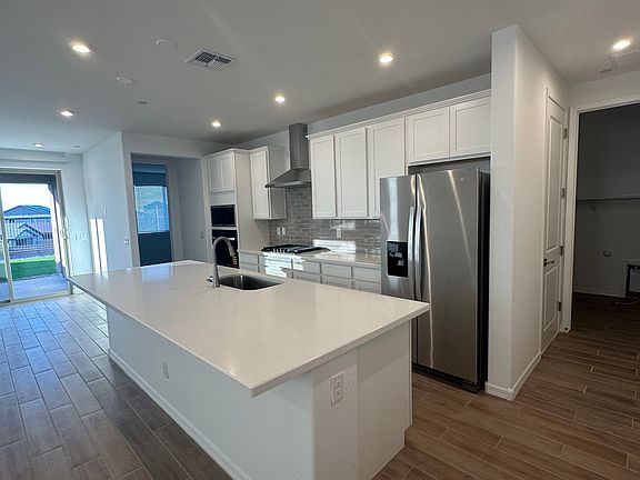 3rd image of 13367 W Eagle Feather Rd