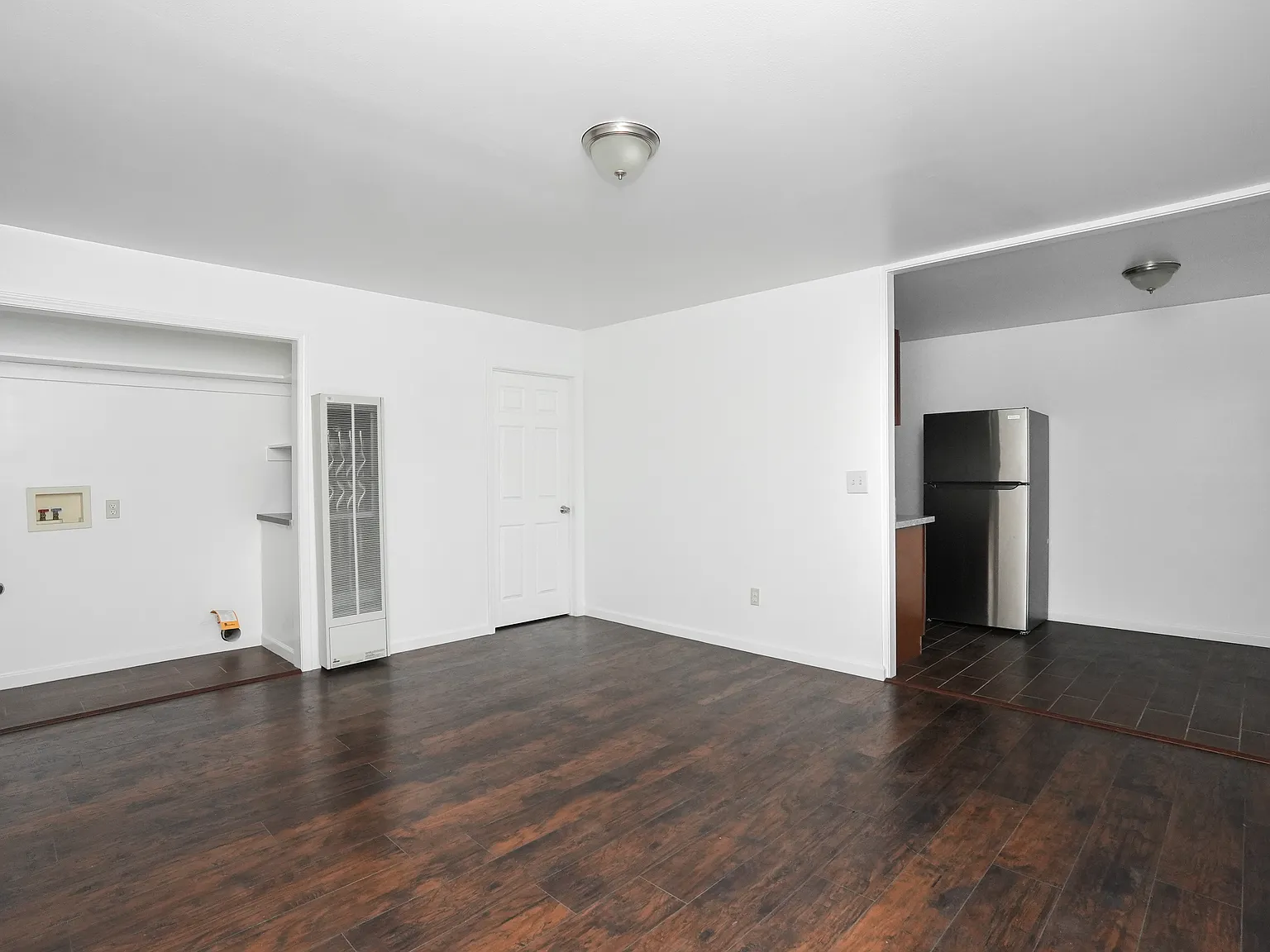 3 bed, $3,300 — Photo 3