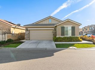3426 Brimhall Ln, Clovis, CA 93619