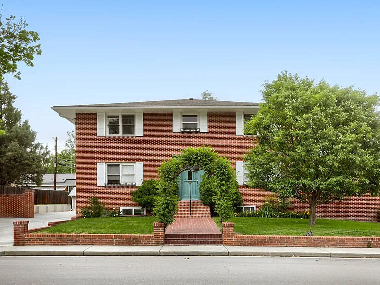 1508 Longs Peak Ave #3 — Photo 2