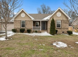 1909 Susan Rd, Columbia, TN 38401