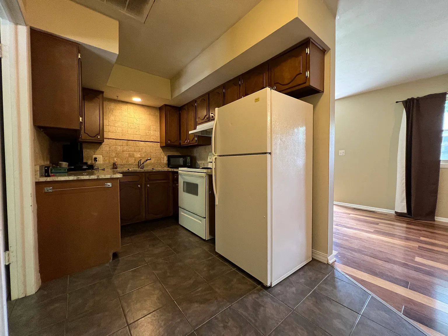 1 bed, $850 — Photo 4