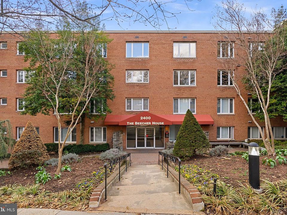 1st image of 2400 41st St NW APT 312