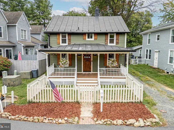 216 W O St, Purcellville, VA 20132