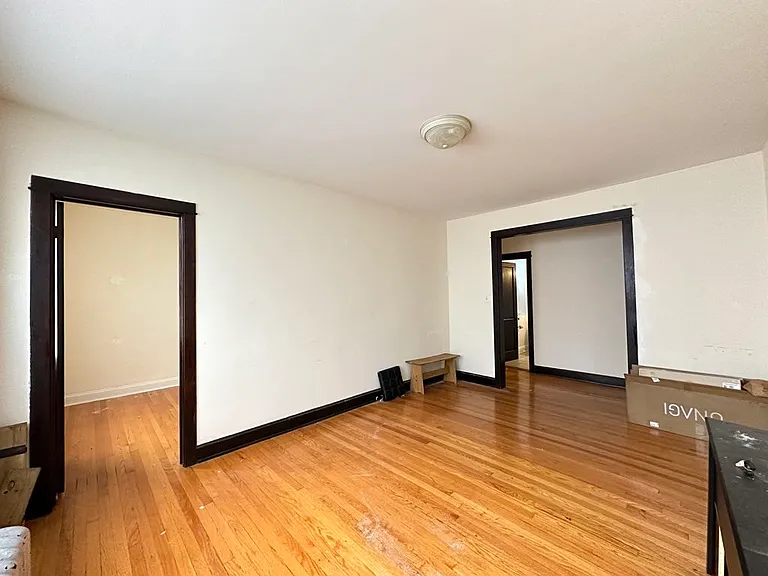 1949 W Cuyler Ave #2 — Photo 15