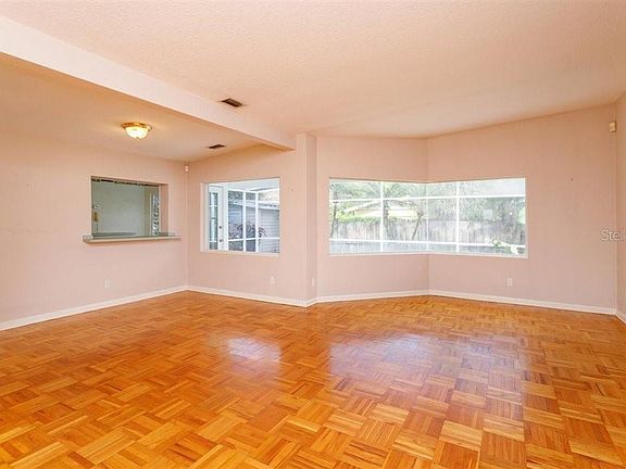 5th image of 2301 Cherrywood Ln