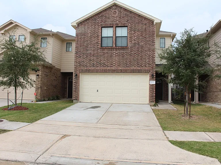 6643 Sharpstone Creek Ln — Photo 1