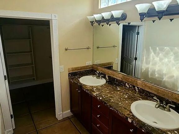 5th image of 3033 N Fremont Ave #76539ab83