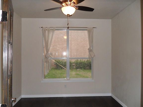 4th image of 3402 Valley Forge Dr