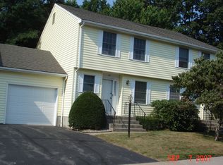 307 Strawberry Cir, Windsor, CT 06095