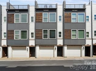 5040 York Park Ln, Charlotte, NC 28217