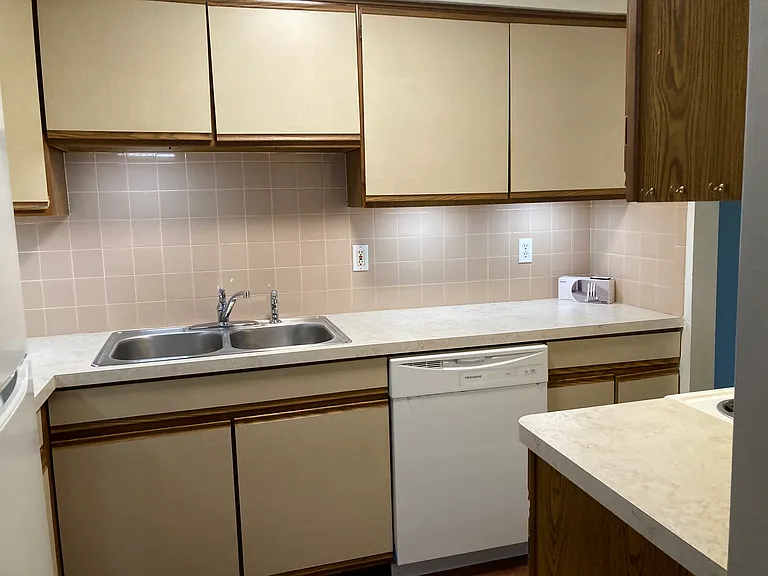 6 N Transit Hill Dr #6 — Photo 9