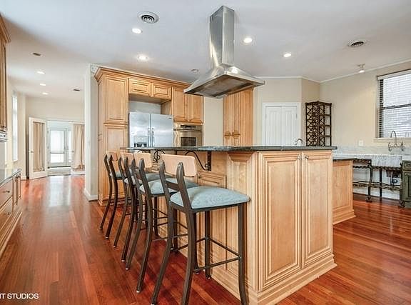 4th image of this home