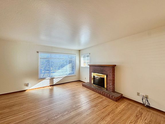 5th image of 101 Lilienthal Ave