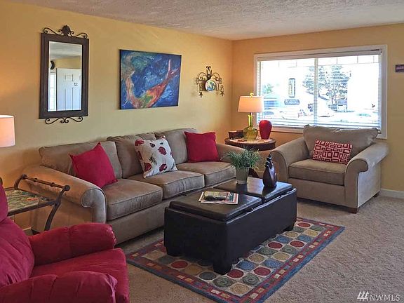 5th image of 110 Ocean Beach Blvd S
