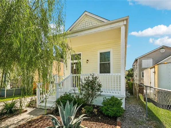 1611 Hollygrove St, New Orleans, LA 70118