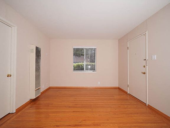 4th image of 444 Grant Ave APT A