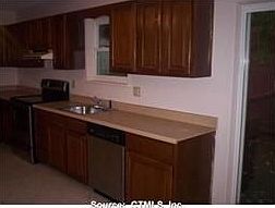 2nd image of 28 Fieldwood Rd
