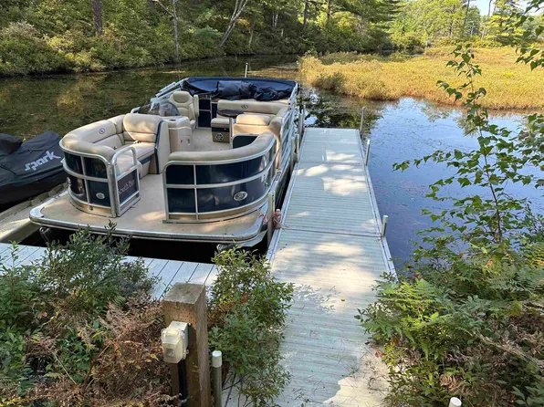 149 Sleepy Hollow Road, Wakefield, NH 03830