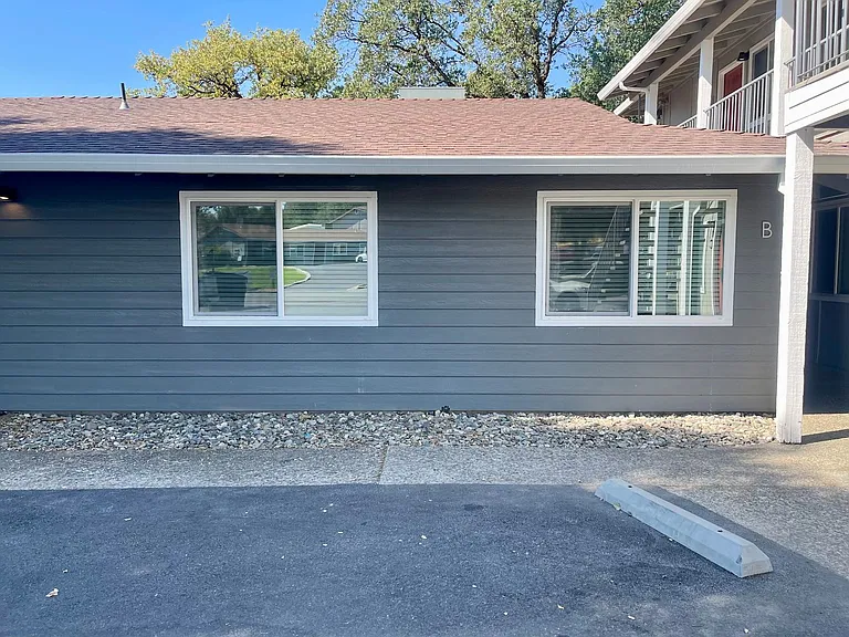 225 Boulder Creek Dr — Photo 13