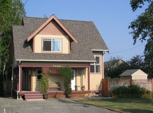 7404 Sunset Dr, Blaine, WA 98230