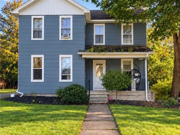 16 Havens Ave, Auburn, NY 13021