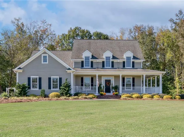 228 Meadowlark Ln, Mocksville, NC 27028