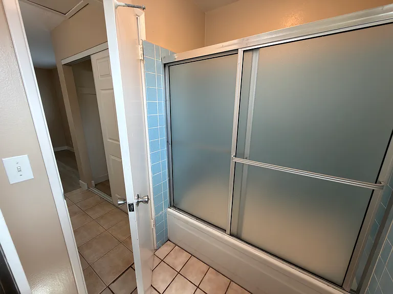 326 W La Veta Ave #C — Photo 14