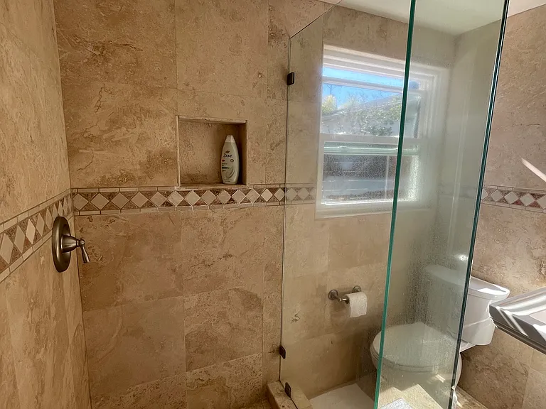 4020 Del Mar Ave — Photo 10