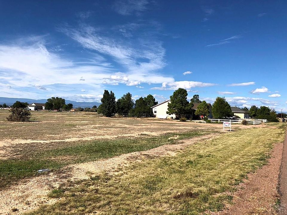 2nd image of 920 W Calle De Caballos