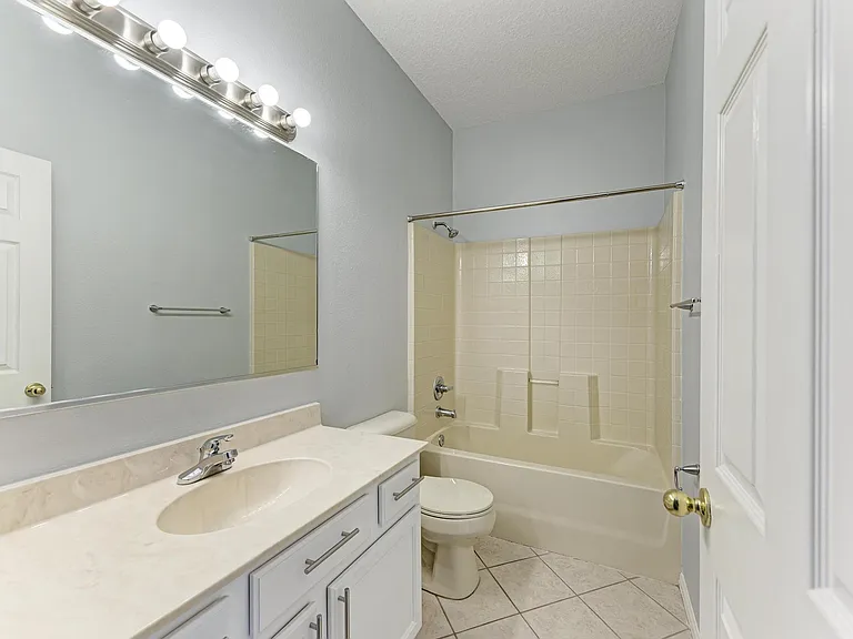 6218 Flagfish Ct #102 — Photo 24