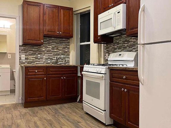 4th image of 580 83rd St APT 1