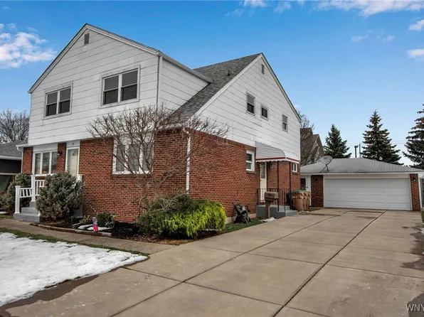 53 Creekview Dr, Cheektowaga, NY 14225