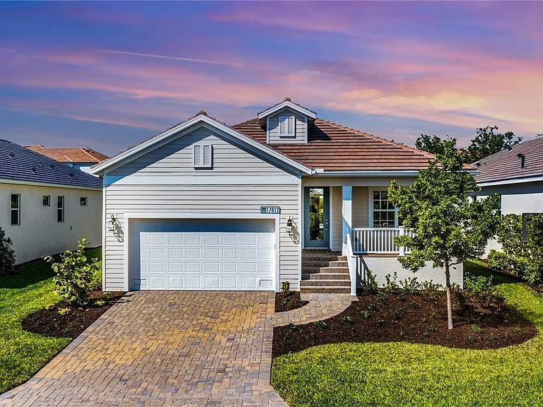 17812 Summerland Key Ct — Photo 33