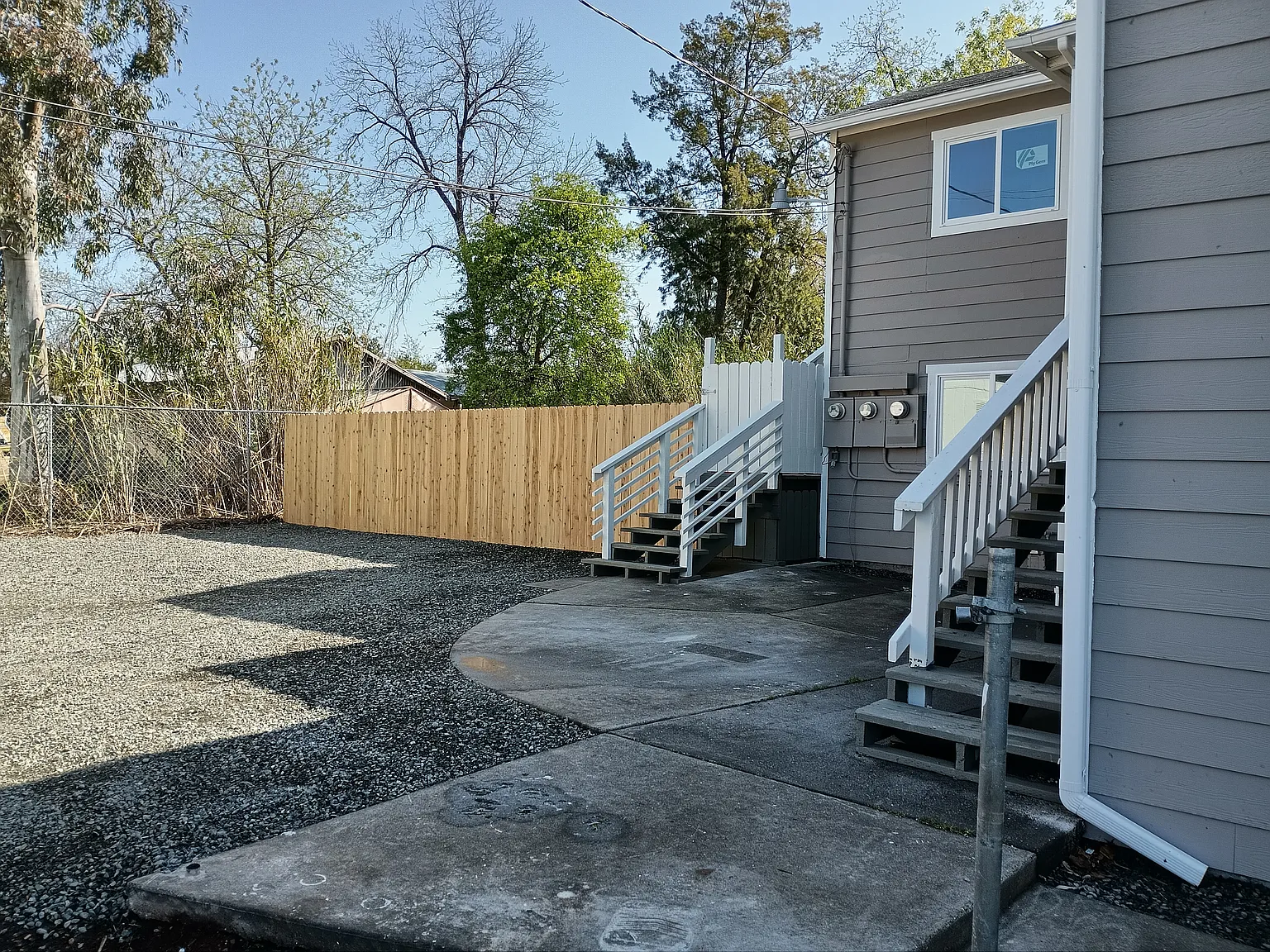 3 bed, 800 sqft, $1,750 — Photo 2