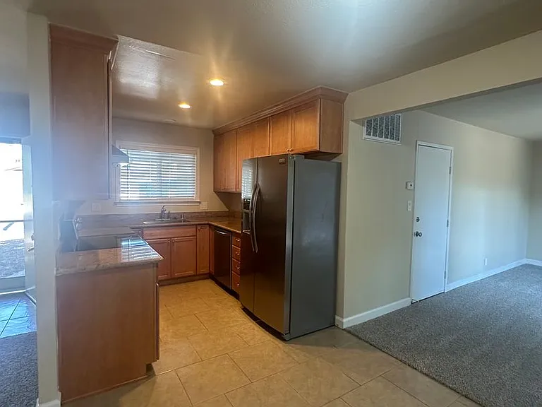 4309 Ross Ave — Photo 3