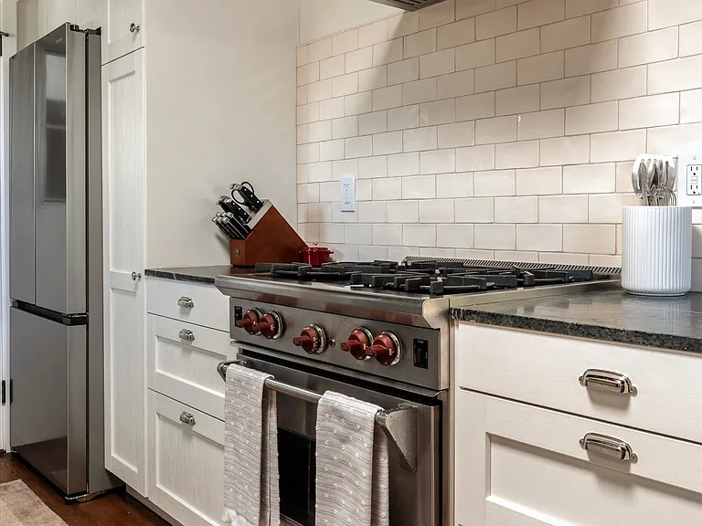 1103 N Nopal St — Photo 10