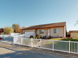 600 Broadview Dr, Grandview, WA 98930