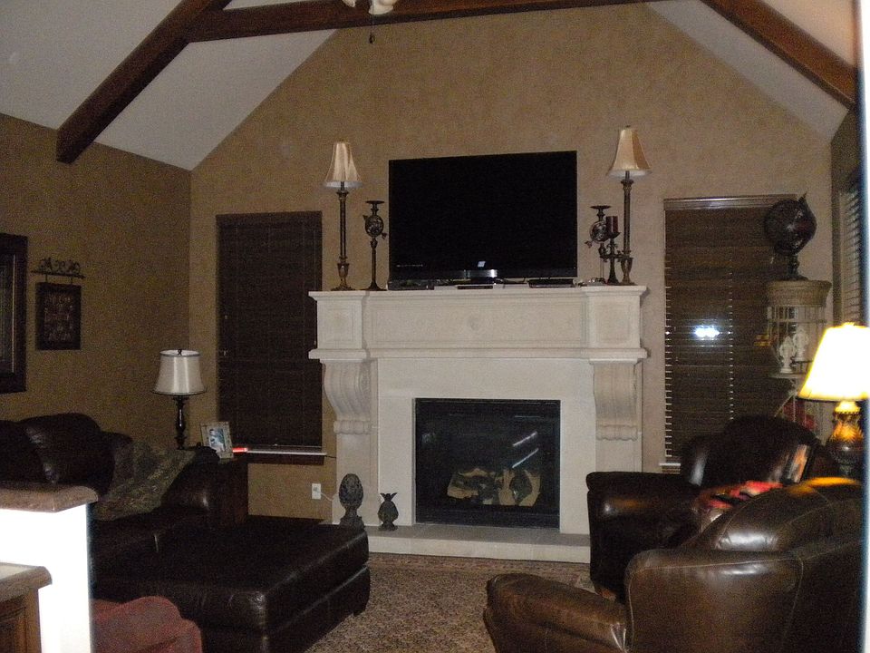 2nd image of 501 Meadow Run Ct