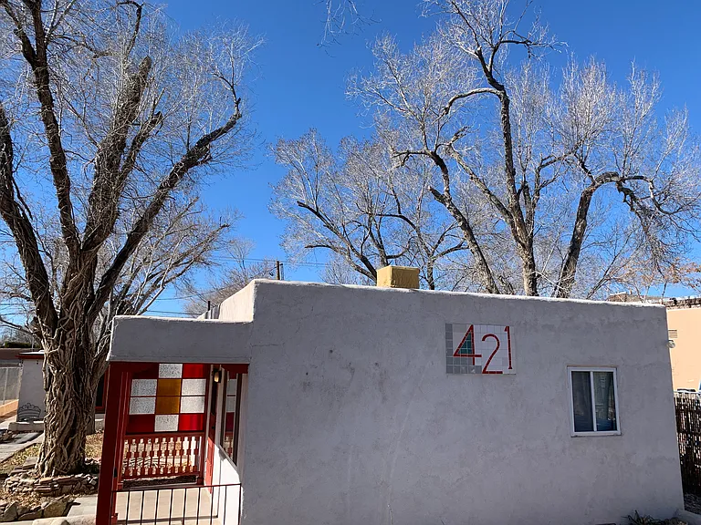 Spectacular 1 Bedroom Casita Near UNM - in Gorgeous, Private Compound — Photo 39