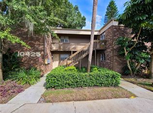10425 Carrollbrook Cir APT 209, Tampa, FL 33618